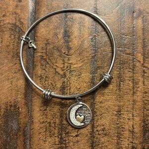 💥3 for $12💥 silver I love you to the moon bracelet